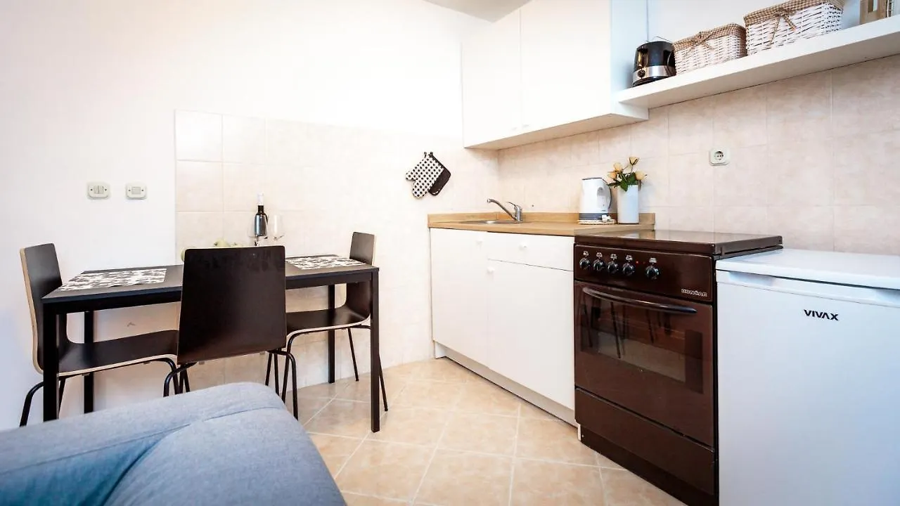 Apartments Luce Rovinj 0*,