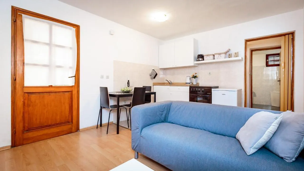 Apartments Luce Rovigno Croazia